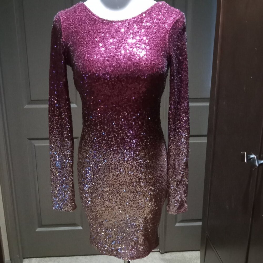 Backless sequin long sleeve dress, fades from maroon to gold, size Small
